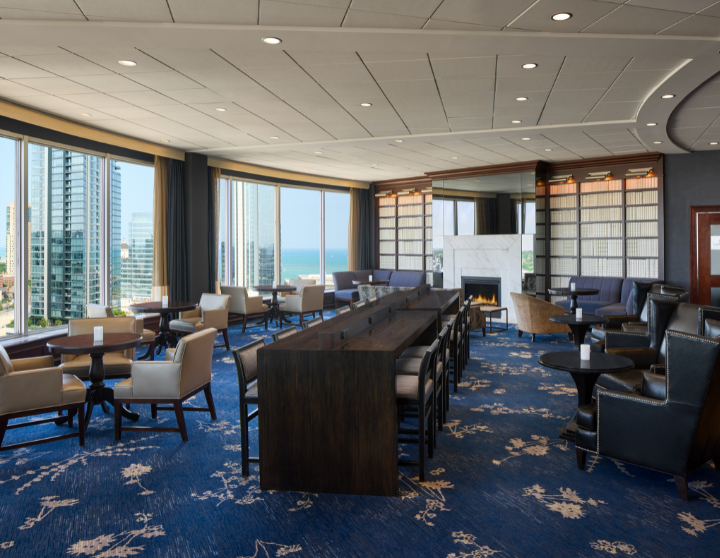 Club Lounge Square